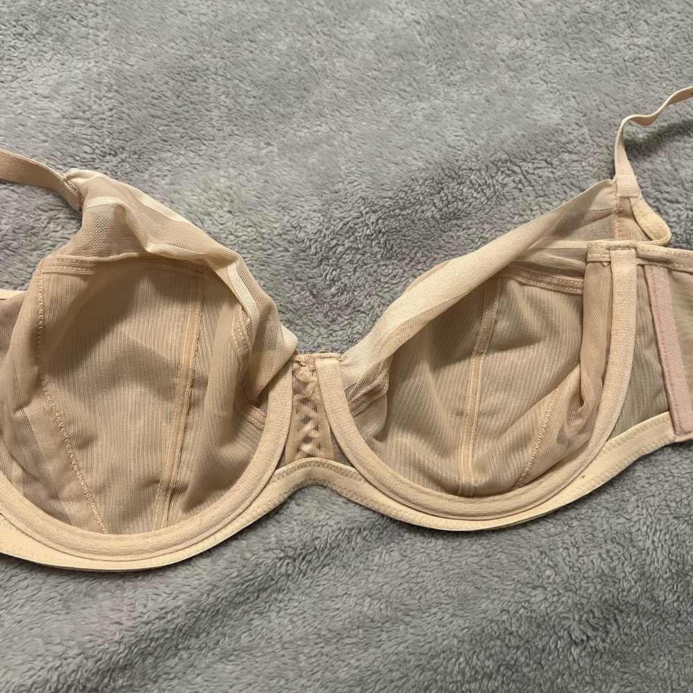 Parfait unlined underwire nude bra 32G US size - Picture 3 of 5